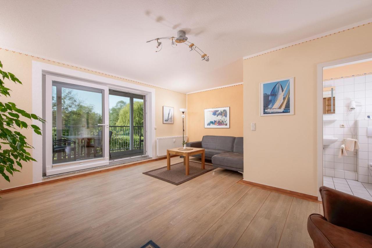 Ferienzentrum Yachthafen Rechlin Extérieur photo